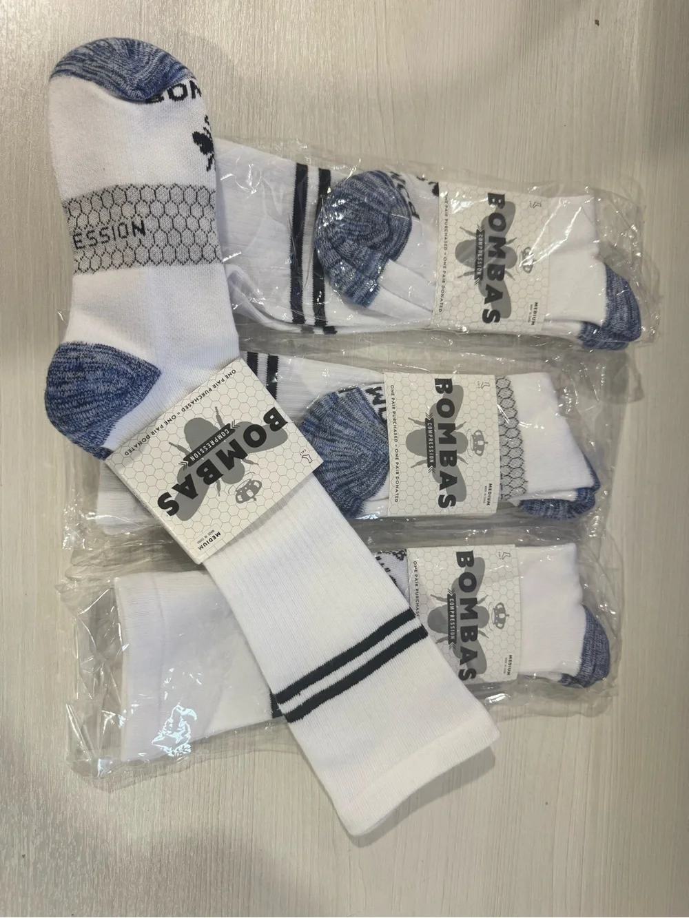 Bombas 4-Pack Unisex Everyday Compression Socks 15-20mm Multicolor Size Medium